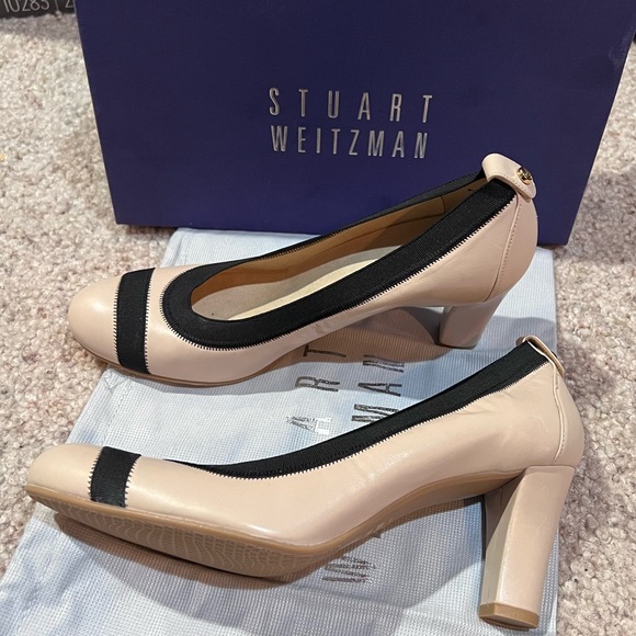 Stuart Weitzman Easily Elastic Leather Pan Nappa Pumps - Picture 7 of 16